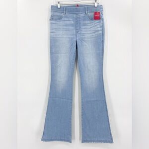 NWT Spanx Denim Pull On Stretchy Flare Leg Jeans in Light Wash Size L (12/14)